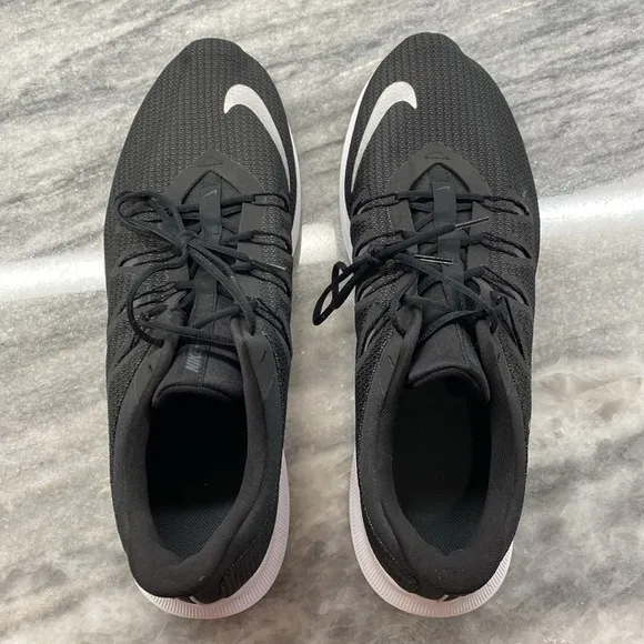 Nike running shoes size 13D NWT. No box.