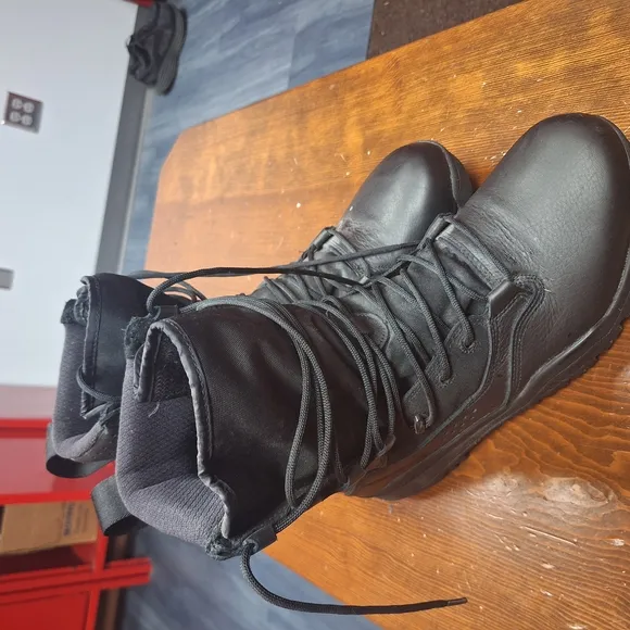 Nike SFS Special Field System Blk Combat Tactical Boot (Goretex Waterproof)