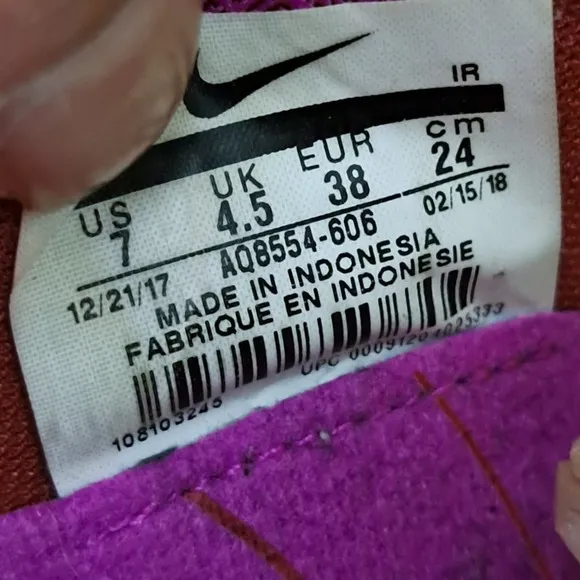 Nike Shox Gravity Red Crush Running Shoes Womens Size 7 AQ8554-606