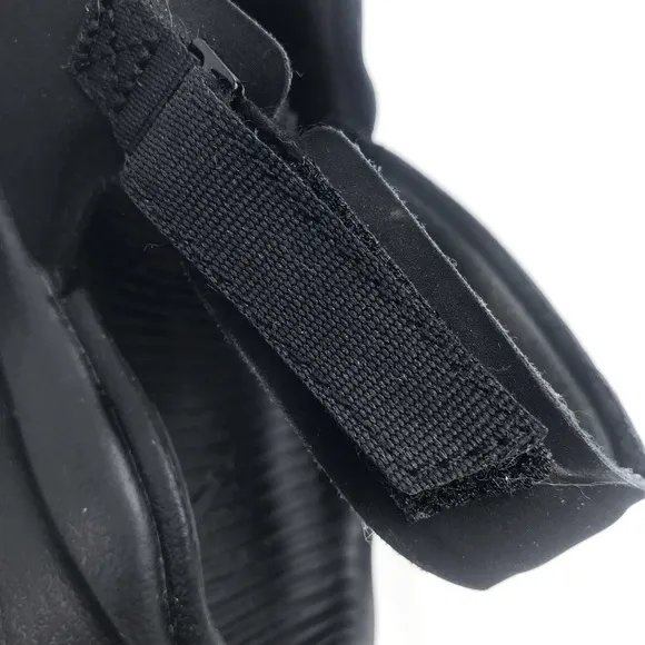 Nike Tanjun Black White Spellout Lightweight Athleisure Sport Sandals