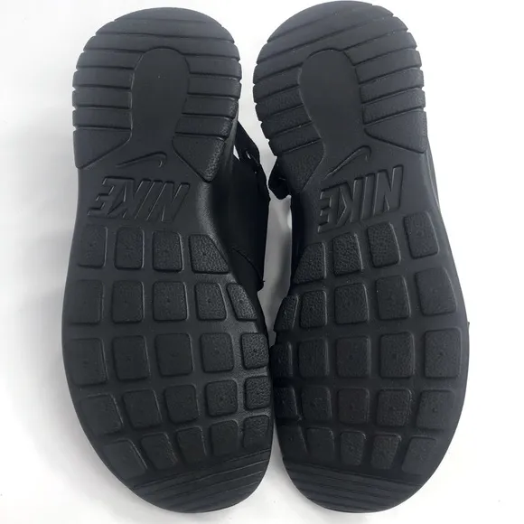 Nike Tanjun Black White Spellout Lightweight Athleisure Sport Sandals
