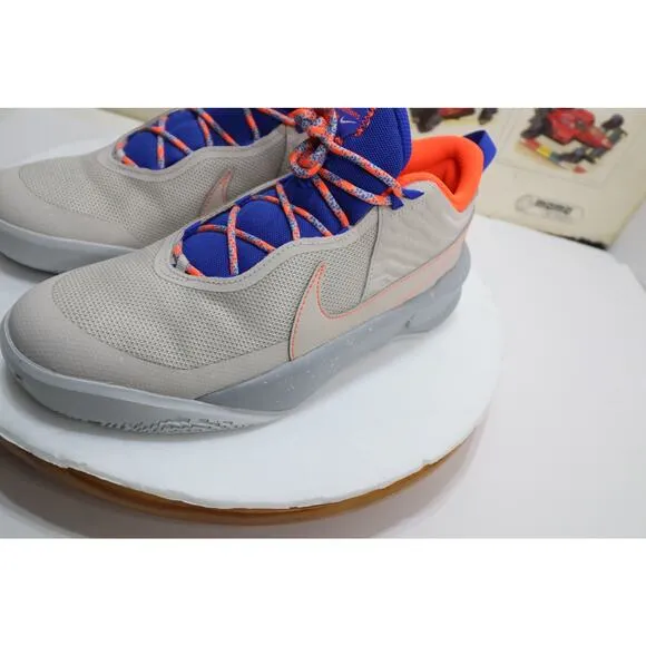 Nike Team Hustle D 10 Desert Sand Boys Size 7Y CZ4179-001