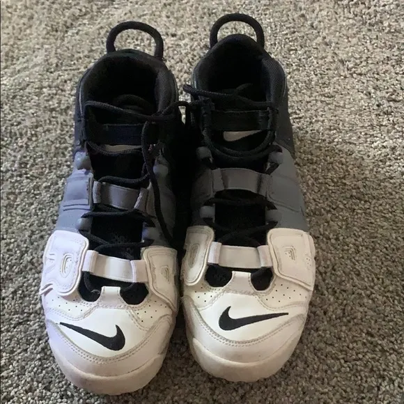 Nike Uptempos Size 6 grade school
