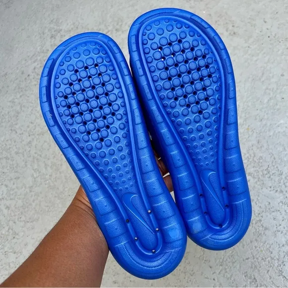 NIKE VICTORI ONE SHOWER SLIDE ROYAL BLUES NEONS WATERPROOF