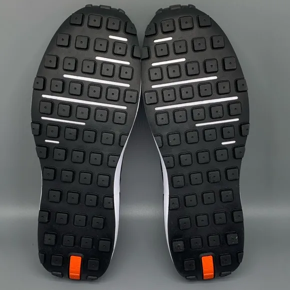 Nike Waffle One Running Shoes Men’s Sz 9.5 New!