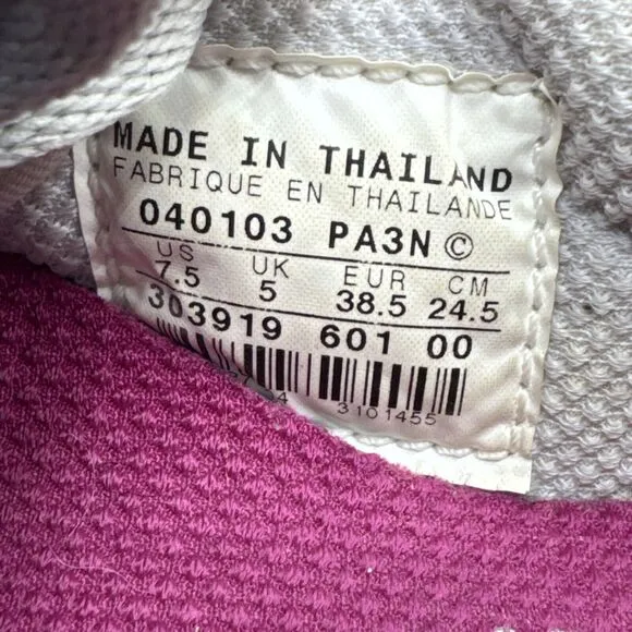 Nike Waffle Racer II Womens Size 7.5 Running Shoes White Pink VTG 303919-031