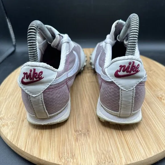 Nike Waffle Racer II Womens Size 7.5 Running Shoes White Pink VTG 303919-031