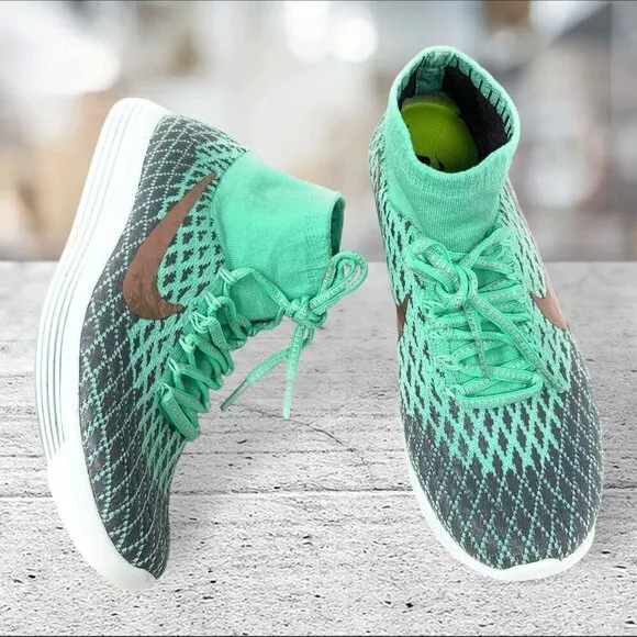 Nike Women’s Lunarepic Flyknit Sheild RunningSneakers Size‎ 8.5 (849665-300)