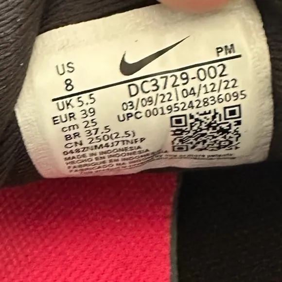 Nike Women's Revolution 6 Next Nature Shoes Black/Hyper Pink-Iron Grey Sz 8 EUC
