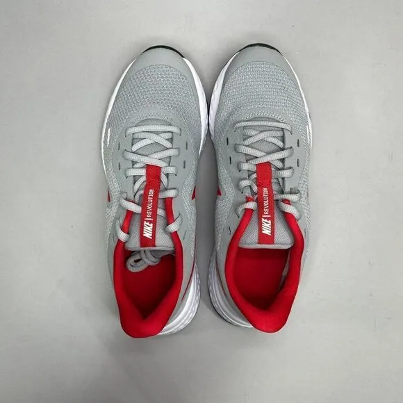 Nike Youth Size 6 Revolution 5 Running Shoes