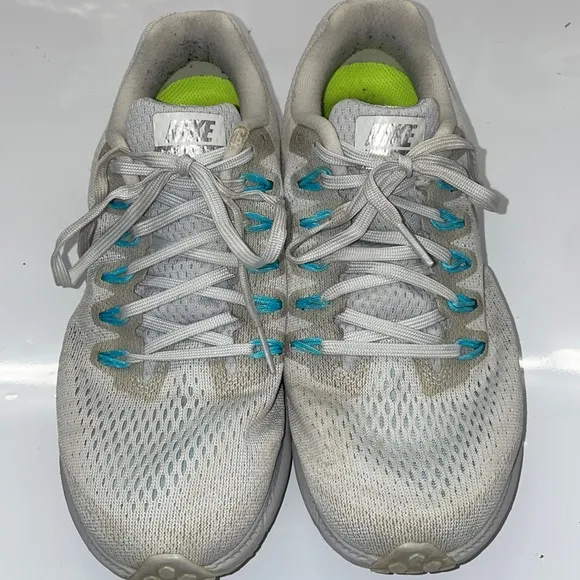 Nike Zoom all out low white with teal running shoes 8.5