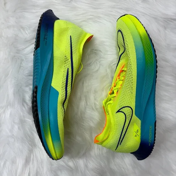 Nike ZoomX Streakfly Mens Running Shoes Volt Green DJ6566-700 VNDS Sz 13