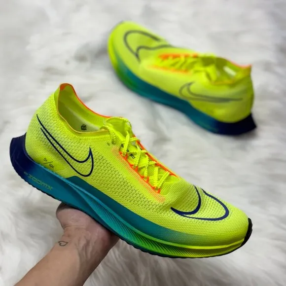 Nike ZoomX Streakfly Mens Running Shoes Volt Green DJ6566-700 VNDS Sz 13