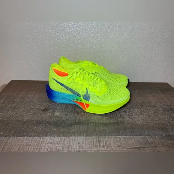 Nike ZoomX Vaporfly Next% 3 “Fast Pack”- Size 6.5 Women.