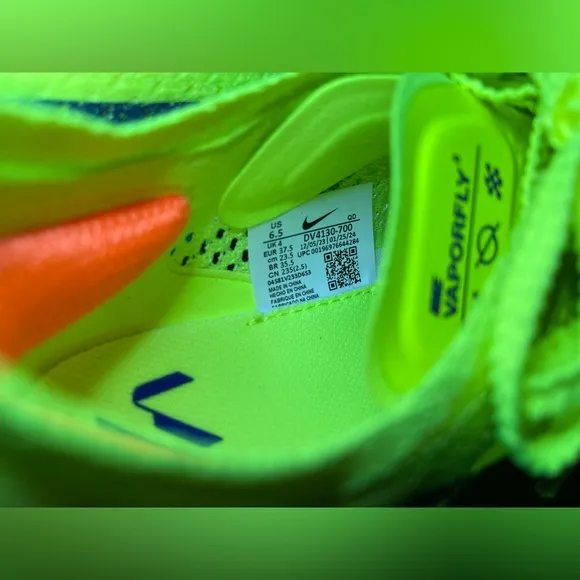Nike ZoomX Vaporfly Next% 3 “Fast Pack”- Size 6.5 Women.