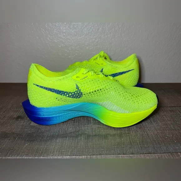 Nike ZoomX Vaporfly Next% 3 “Fast Pack”- Size 6.5 Women.