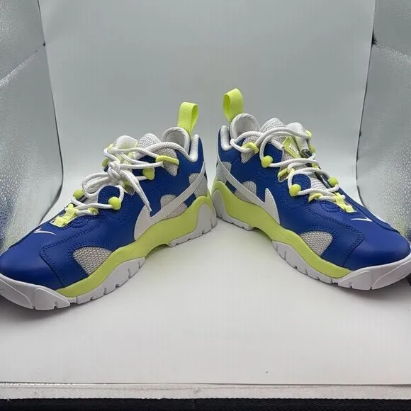 Nike Air Barrage Low Big Kids' Shoes SIZE 5Y NEW