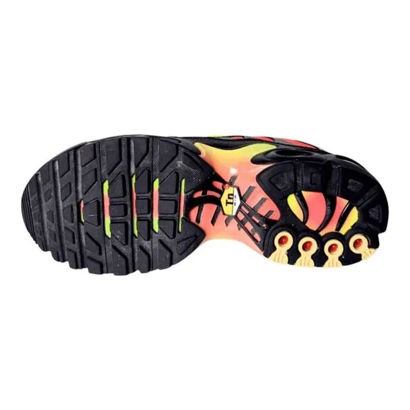 NIKE Air Max Plus &quot;Black Volt Solar Red&quot; Running Shoes Size 7.5