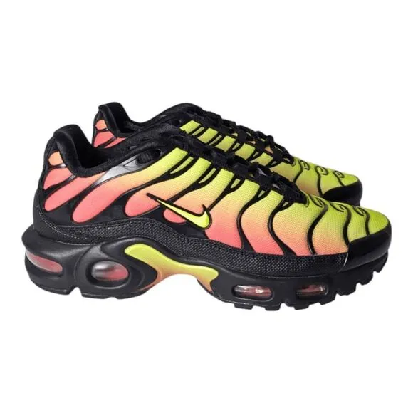 NIKE Air Max Plus &quot;Black Volt Solar Red&quot; Running Shoes Size 7.5