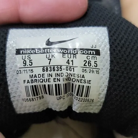 NIKE AIR MAX BLACK RUNNING SHOES