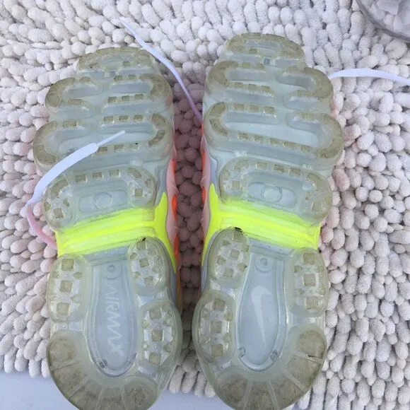 NIKE AIR VAPORMAX RUNNING SHOES 2017