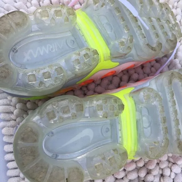 NIKE AIR VAPORMAX RUNNING SHOES 2017