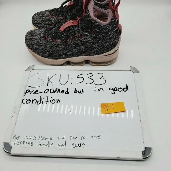 Nike Girls Black Sneaker Athletic Shoes Size 3.5 Y