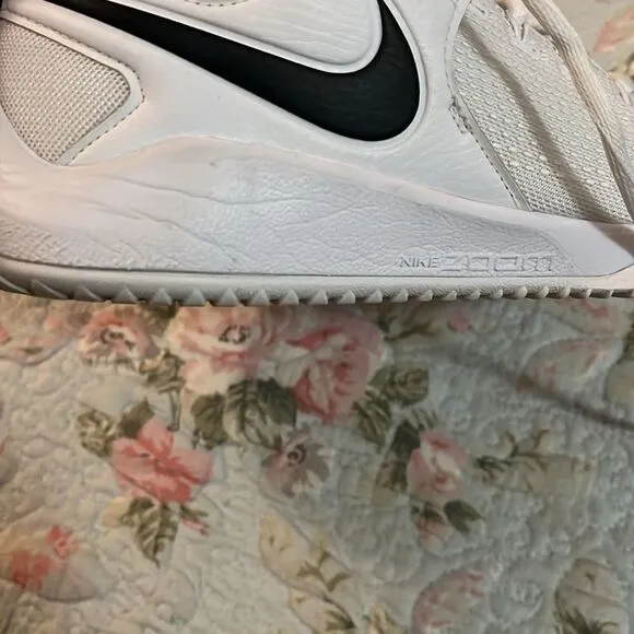 Nike zoom sneakers