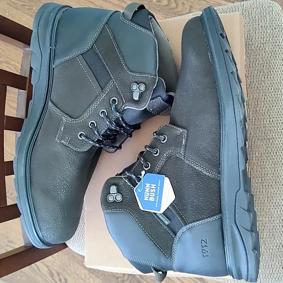 Nunn Bush men's boots-NEW