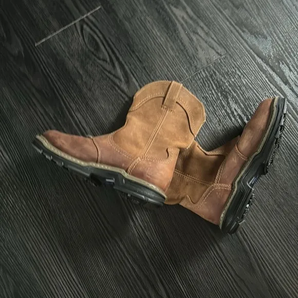 NWOB🍍 NEW MENS WOLVERINE ANTHEM WELL BROWN W02288 WATERPROOF BOOTS 8 🍍
