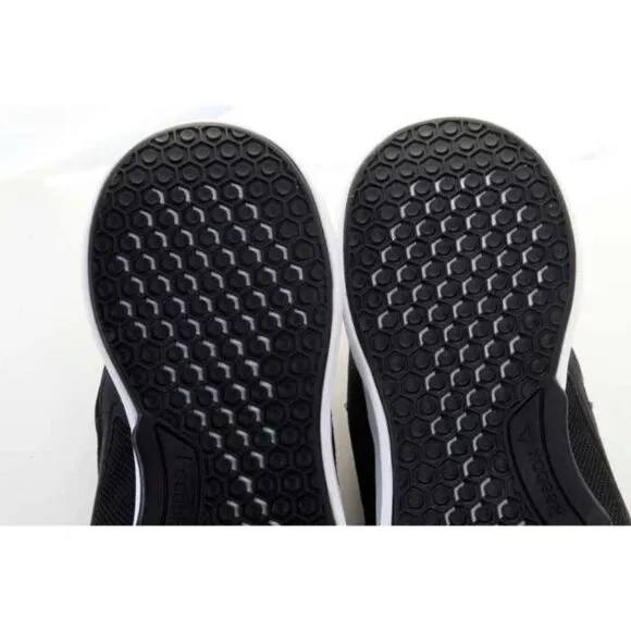 NWOB Reebok sneakers shoes fabric black lace up womens sz 8.5