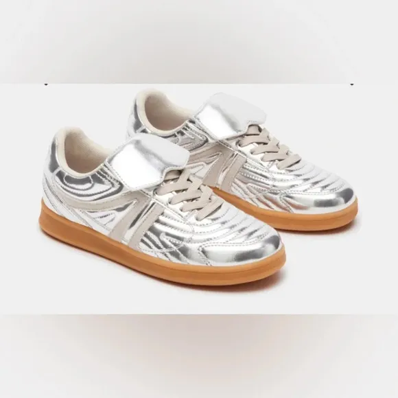 NWOB Steve Madden Silver Madrid Sneakers