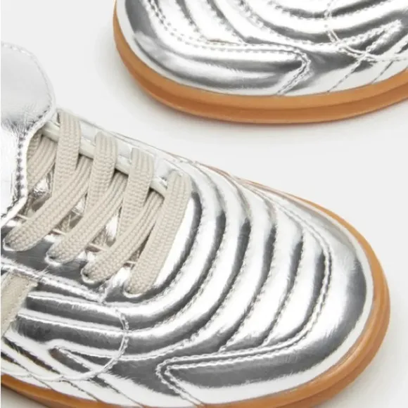 NWOB Steve Madden Silver Madrid Sneakers