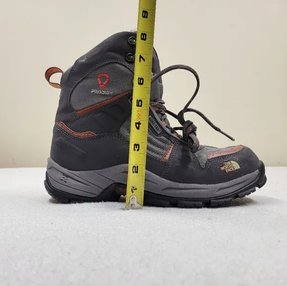 NWOT The North Face Men's Prodigy Winter Hiking Boots