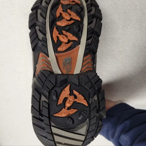 NWOT The North Face Men's Prodigy Winter Hiking Boots