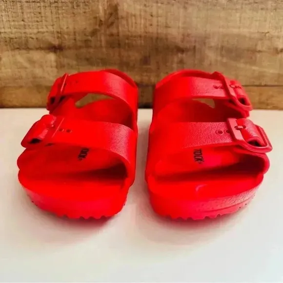 NWOT Birkenstock Milano Eva - Red