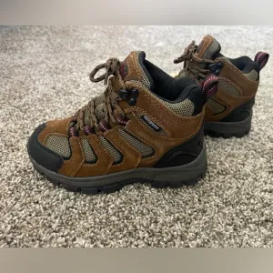 NWT Boy’s Youth Red Head Brand Zipline Waterproof Hiking Boots Size 13
