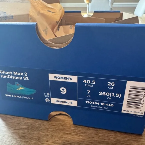 NWT Brooks Ghost Max 2 Teal Running Shoes RunDisney SIZE 9