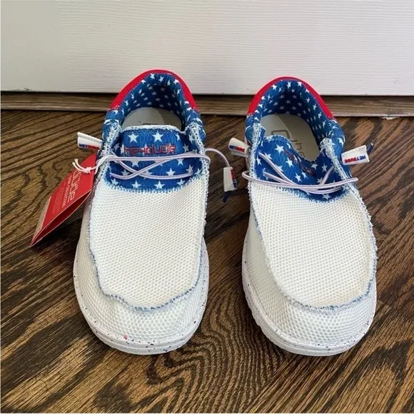 NWT Hey Dude Wally Sox Tri American Pride Mens Shoes
