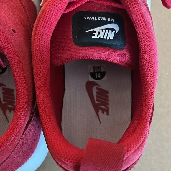 NWT Nike Air Max Tavas red leather with white swoop Size 14 in original box