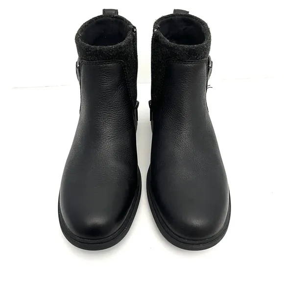 NWT | UGGS | Leather | Moto | Zip Boots