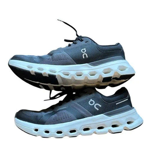 On Cloud Men’s Cloud Running Shoes 11 Eclipse/Black
