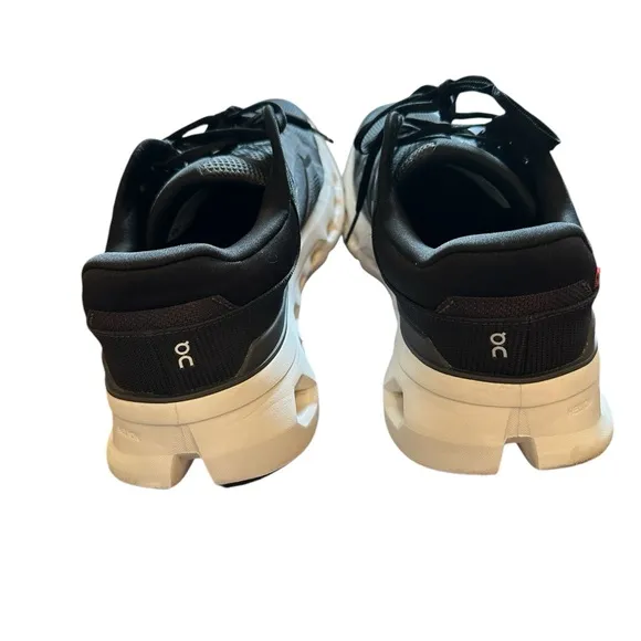 On Cloud Men’s Cloud Running Shoes 11 Eclipse/Black
