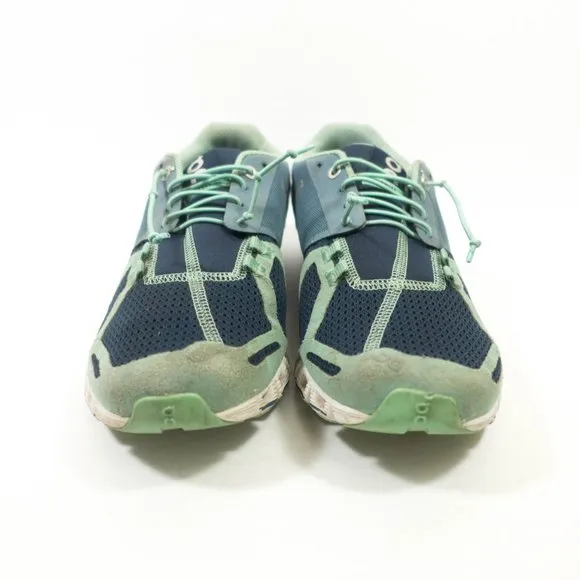 On Cloud Running Shoes - Women's Size 9.5