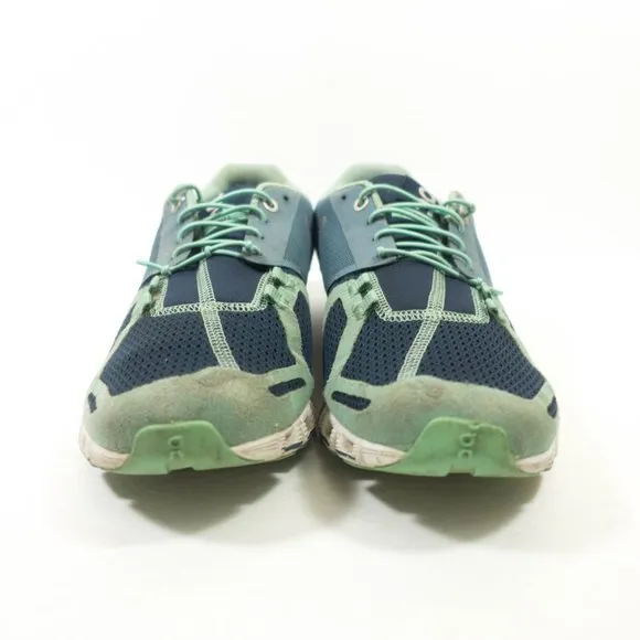On Cloud Running Shoes - Women's Size 9.5