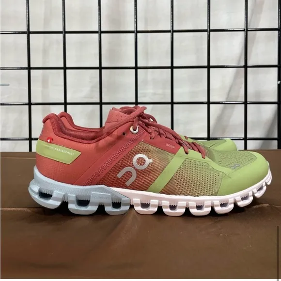 On Cloudflow Running Shoes Guava/Dust Rose Sz 8 NWT Zero Gravity