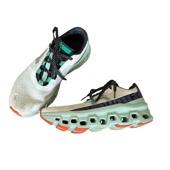 ON CLOUDMONSTER RUNNING SHOES Sneakers Women’s Size 7.5
