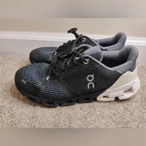 ON Running Black and Gray Sneakers Men's Size 8