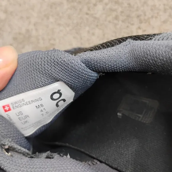 ON Running Black and Gray Sneakers Men's Size 8