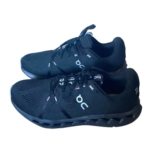 On Running Helion cloudtecphase sneaker shoes Sz 11.5 (SH9)